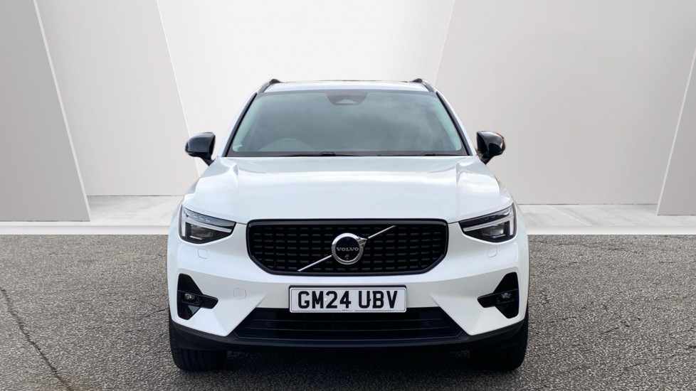 Volvo XC40 2.0 B3P Ultra Dark 5dr Auto Petrol Estate - Image 9