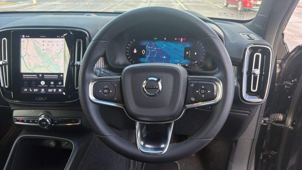 Volvo XC40 2.0 B4P Plus Black Edition 5dr Auto Petrol Estate - Image 11