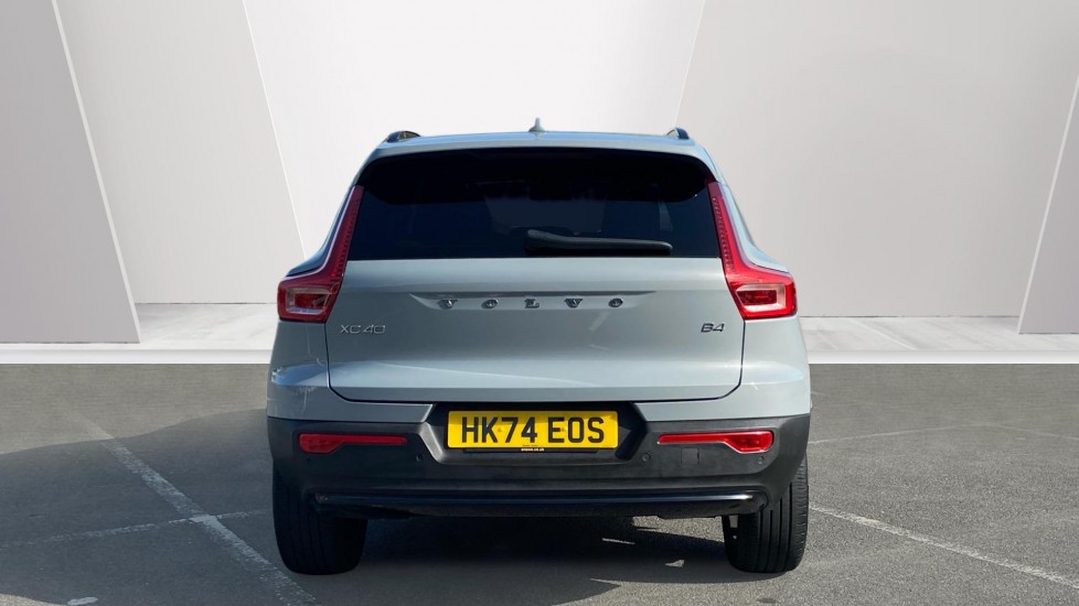 Volvo XC40 2.0 B4P Plus Dark 5dr Auto Petrol Estate - Image 7