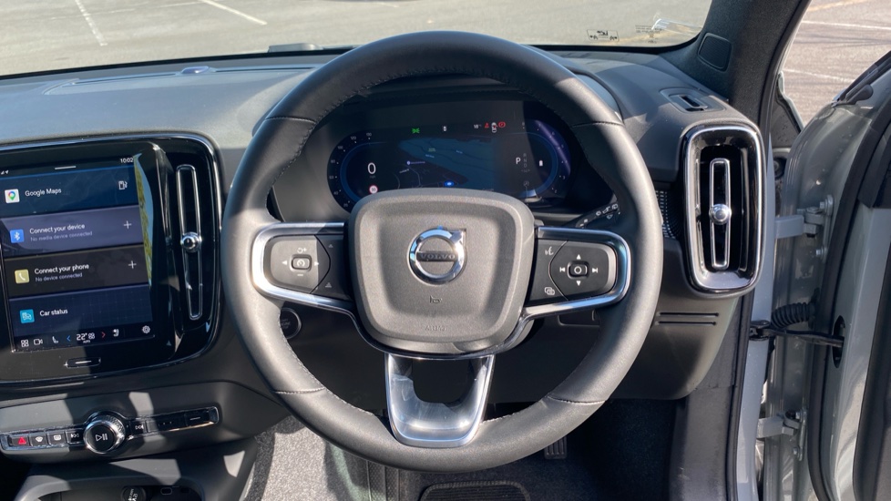 Volvo XC40 2.0 B4P Plus Dark 5dr Auto Petrol Estate - Image 10