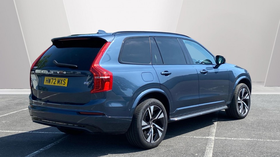 Volvo XC90 2.0 B5P [250] Plus Dark 5dr AWD Geartronic Petrol Estate - Image 2