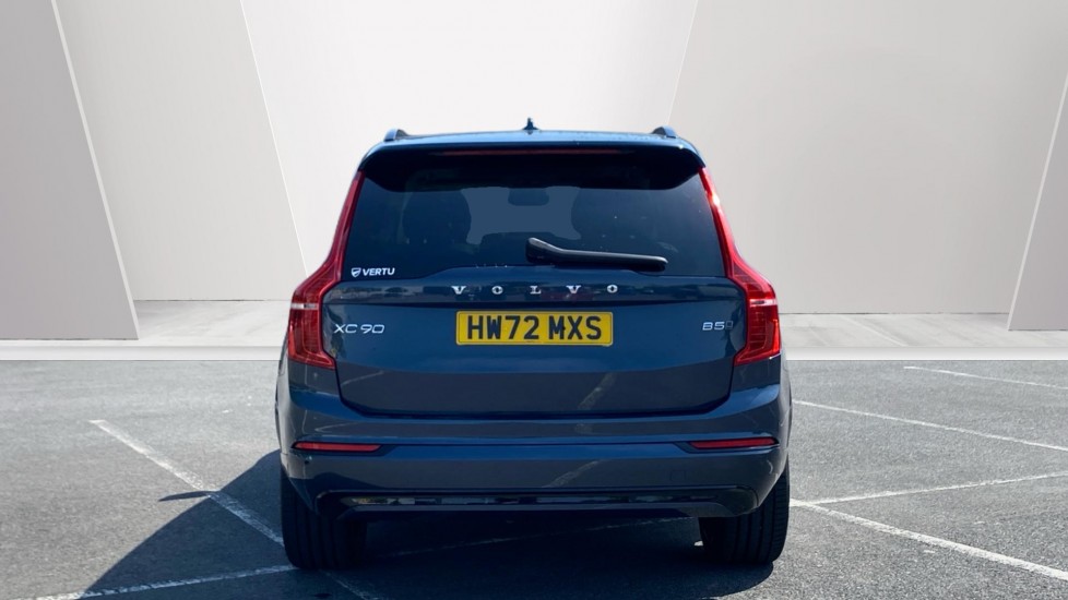 Volvo XC90 2.0 B5P [250] Plus Dark 5dr AWD Geartronic Petrol Estate - Image 7