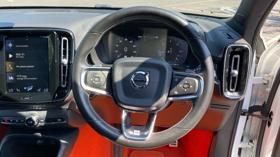 Volvo XC40 2.0 D4 [190] First Edition 5dr AWD Geartronic Diesel Estate - Image 10