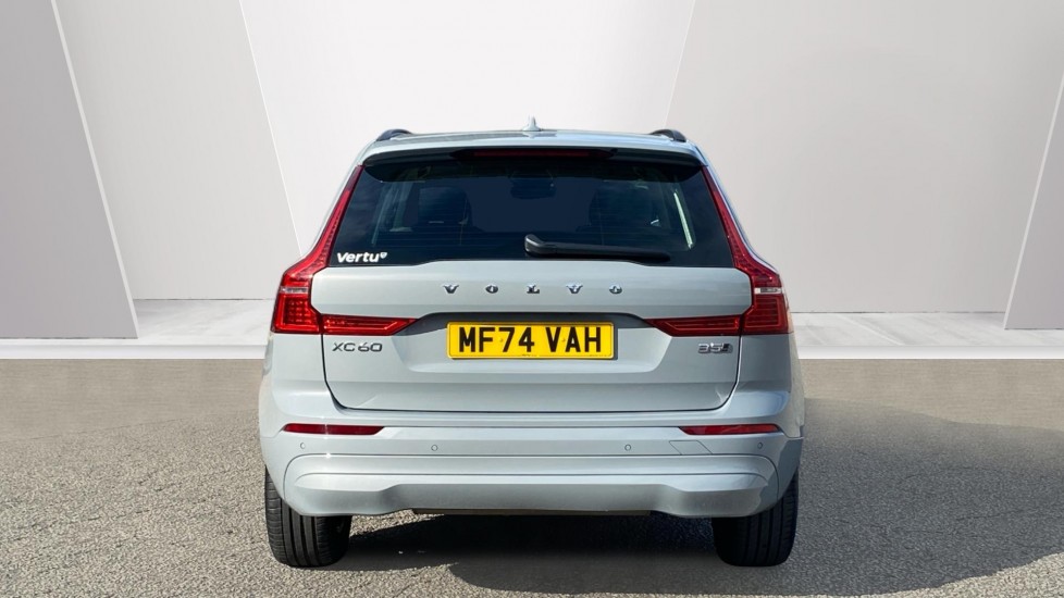 Volvo XC60 2.0 B5P Core 5dr AWD Geartronic Petrol Estate - Image 8