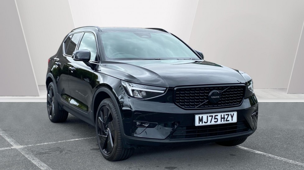 Volvo XC40 2.0 B3P Plus Black Edition 5dr Auto Petrol Estate - Image 1
