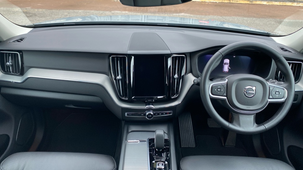 Volvo XC60 2.0 B5P Core 5dr AWD Geartronic Petrol Estate - Image 6