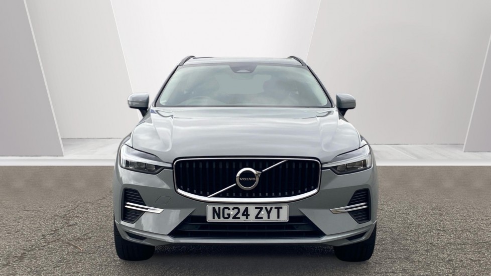Volvo XC60 2.0 B5P Core 5dr AWD Geartronic Petrol Estate - Image 9