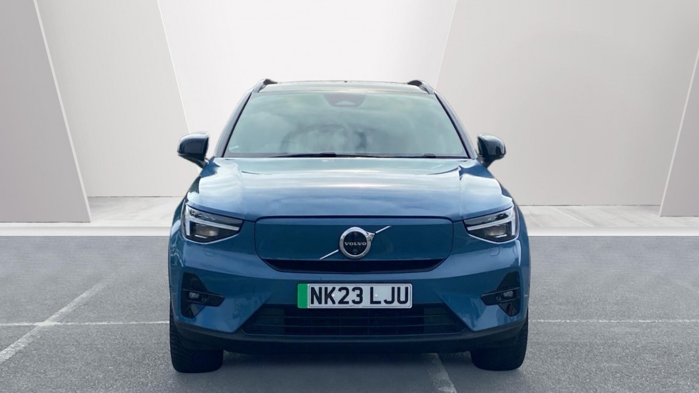 Volvo XC40 300kW Recharge Twin Ultimate 82kWh 5dr AWD Auto Electric Estate - Image 9