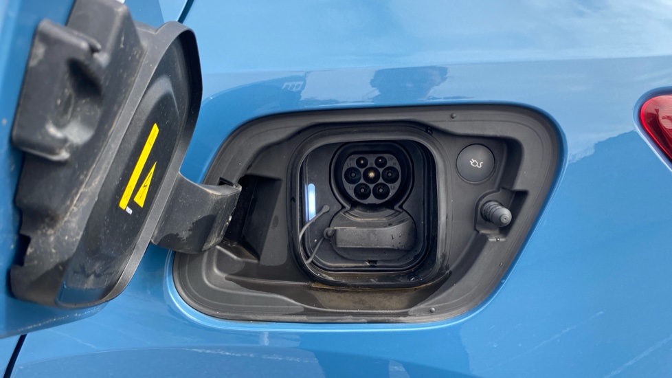 Volvo XC40 300kW Recharge Twin Ultimate 82kWh 5dr AWD Auto Electric Estate - Image 43