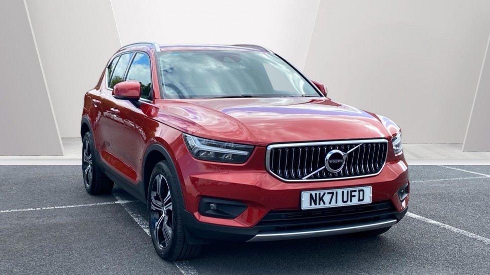 Volvo XC40 1.5 T5 Recharge PHEV Inscription Pro 5dr Auto Estate - Image 1