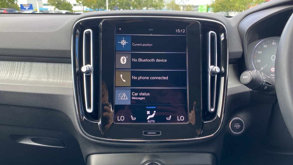 Volvo XC40 1.5 T5 Recharge PHEV Inscription Pro 5dr Auto Estate - Image 13