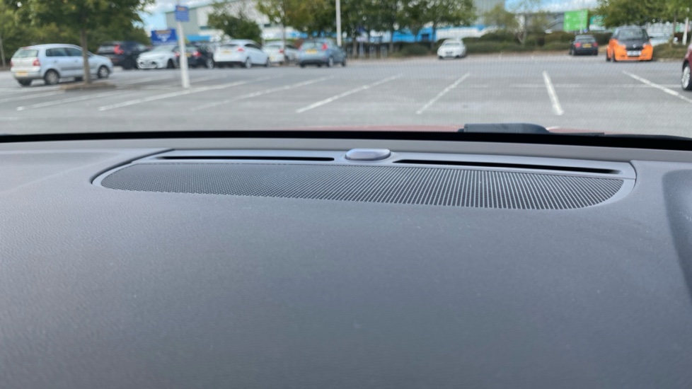Volvo XC40 1.5 T5 Recharge PHEV Inscription Pro 5dr Auto Estate - Image 26