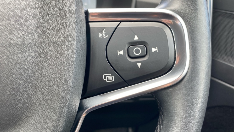 Volvo XC40 1.5 T5 Recharge PHEV Inscription Pro 5dr Auto Estate - Image 29