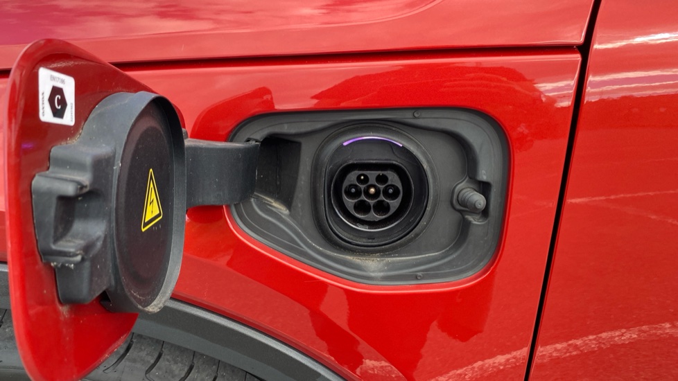 Volvo XC40 1.5 T5 Recharge PHEV Inscription Pro 5dr Auto Estate - Image 43