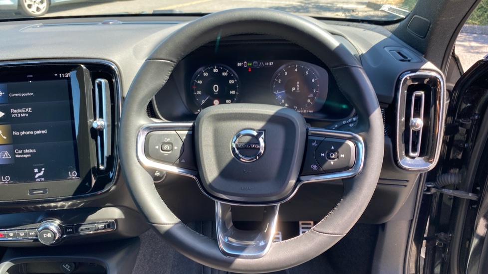 Volvo XC40 1.5 T3 [163] R DESIGN 5dr Geartronic Petrol Estate - Image 10