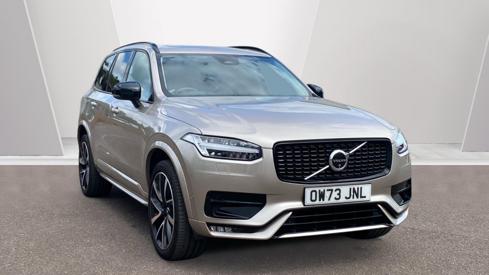 Volvo XC90 2.0 B5D [235] Plus Dark 5dr AWD Geartronic Diesel Estate - Image 1