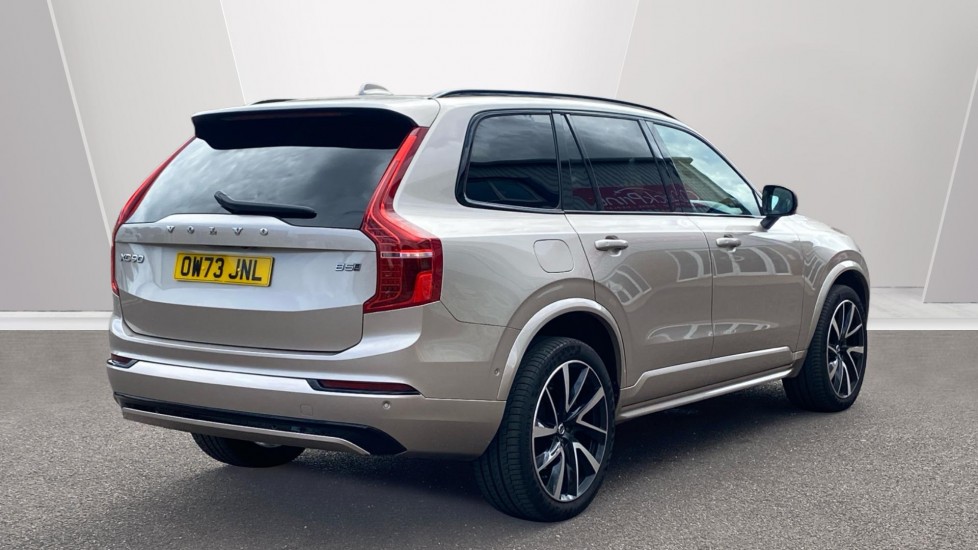 Volvo XC90 2.0 B5D [235] Plus Dark 5dr AWD Geartronic Diesel Estate - Image 2