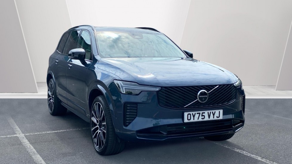 Volvo XC90 2.0 T8 PHEV Ultra Dark 5dr AWD Geartronic Estate - Image 1