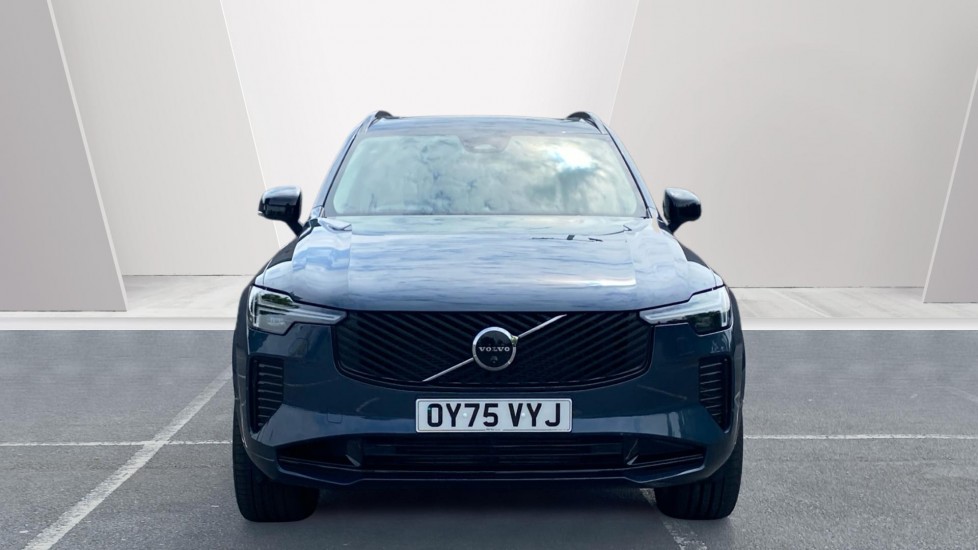 Volvo XC90 2.0 T8 PHEV Ultra Dark 5dr AWD Geartronic Estate - Image 8