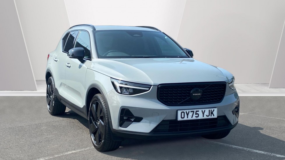 Volvo XC40 2.0 B4P Plus Black Edition 5dr Auto Petrol Estate - Image 1