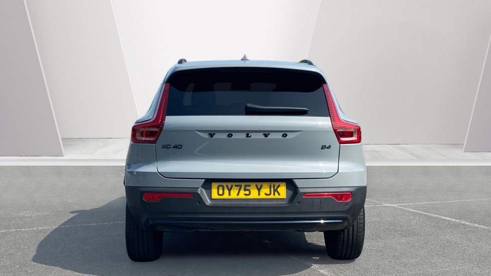 Volvo XC40 2.0 B4P Plus Black Edition 5dr Auto Petrol Estate - Image 8