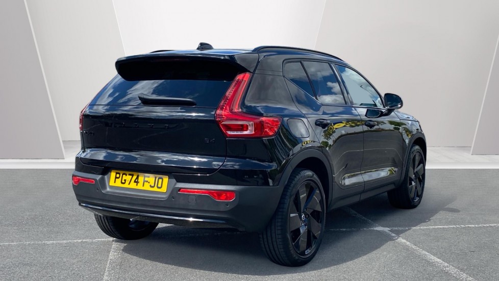 Volvo XC40 2.0 B4P Plus Black Edition 5dr Auto Petrol Estate - Image 2