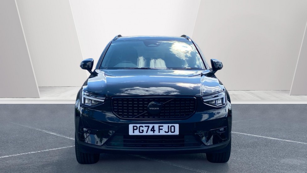 Volvo XC40 2.0 B4P Plus Black Edition 5dr Auto Petrol Estate - Image 9