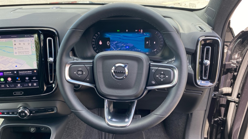 Volvo XC40 2.0 B4P Plus Black Edition 5dr Auto Petrol Estate - Image 11