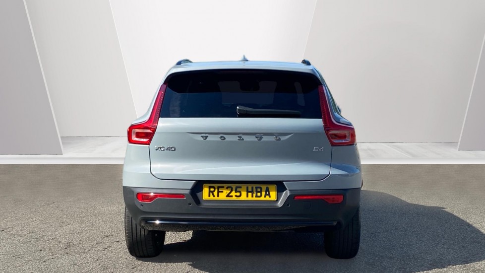 Volvo XC40 2.0 B4P Plus Dark 5dr Auto Petrol Estate - Image 7