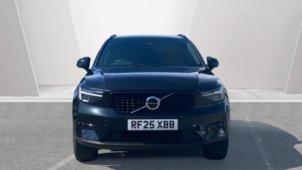 Volvo XC40 2.0 B4P Plus Dark 5dr Auto Petrol Estate - Image 9