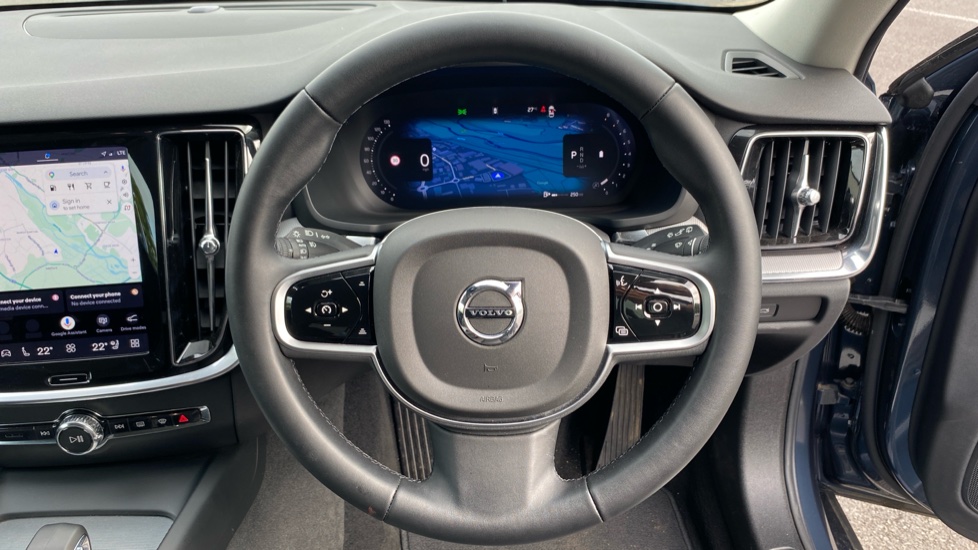 Volvo V60 2.0 B4P Plus Dark 5dr Auto [7 speed] Petrol Estate - Image 11