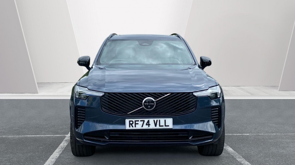 Volvo XC90 2.0 B5P Ultra Dark 5dr AWD Geartronic Petrol Estate - Image 8