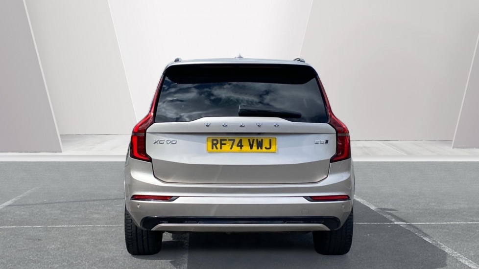 Volvo XC90 2.0 B5P Ultra Dark 5dr AWD Geartronic Petrol Estate - Image 7