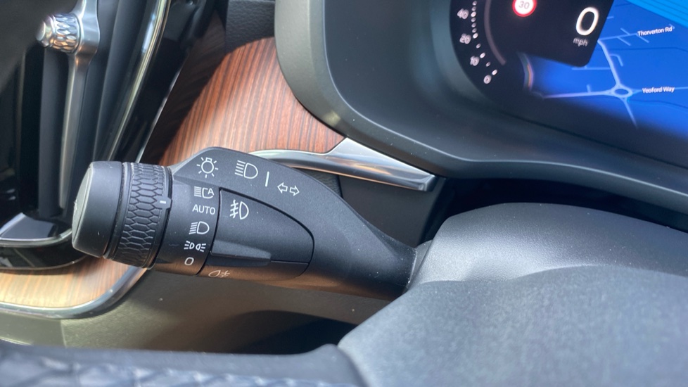 Volvo XC60 2.0 T8 [455] RC PHEV Ultimate Dark 5dr AWD Gtron Estate - Image 32