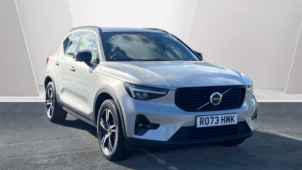 Volvo XC40 2.0 B3P Plus Dark 5dr Auto Petrol Estate - Image 1