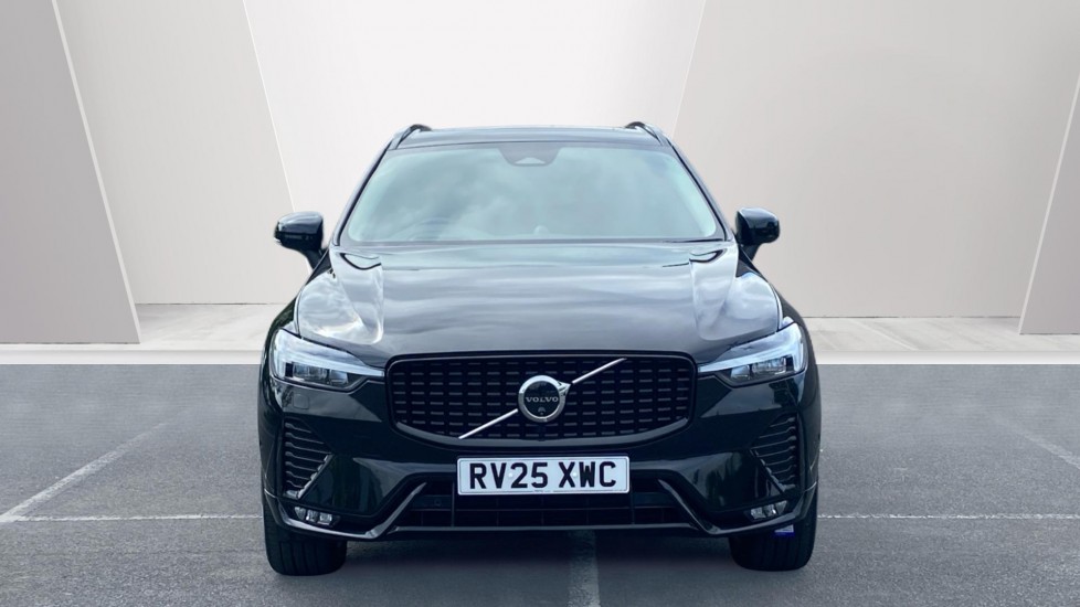 Volvo XC60 2.0 B5P Ultra Dark 5dr AWD Geartronic Petrol Estate - Image 8