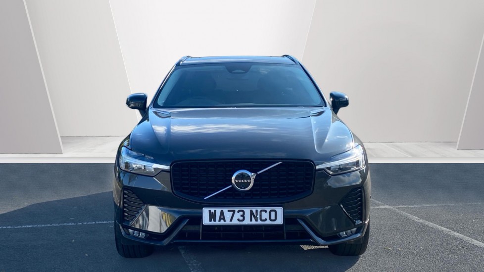Volvo XC60 2.0 B4D Plus Dark 5dr AWD Geartronic Diesel Estate - Image 9