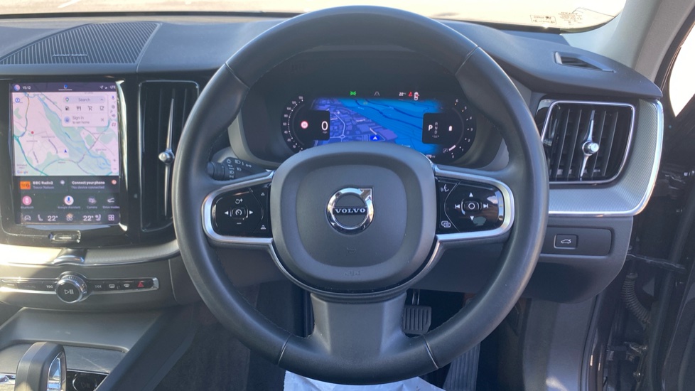 Volvo XC60 2.0 B4D Plus Dark 5dr AWD Geartronic Diesel Estate - Image 11