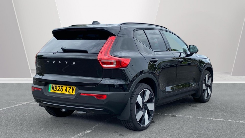 Volvo EX40 300kW Twin Motor Ultra 82kWh 5dr AWD Auto Electric Estate - Image 2