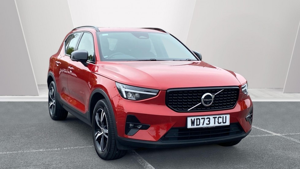 Volvo XC40 2.0 B4P Plus Dark 5dr Auto Petrol Estate - Image 1