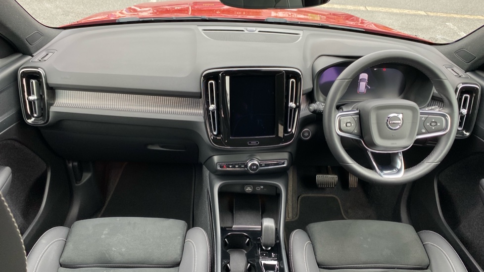 Volvo XC40 2.0 B4P Plus Dark 5dr Auto Petrol Estate - Image 6