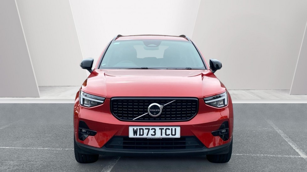 Volvo XC40 2.0 B4P Plus Dark 5dr Auto Petrol Estate - Image 9
