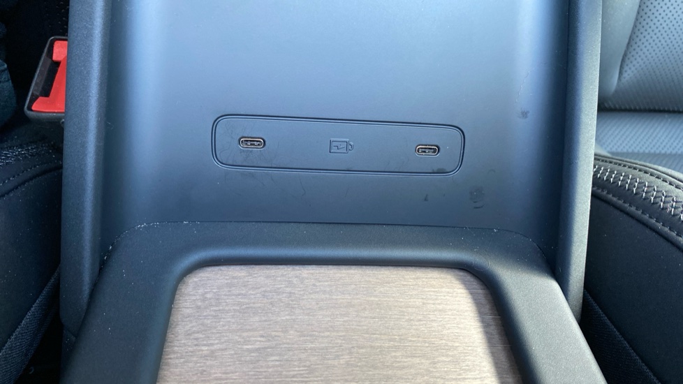 Volvo ES90 245kW SM Extended Range Plus 92kWh 5dr Auto Electric Hatchback - Image 29
