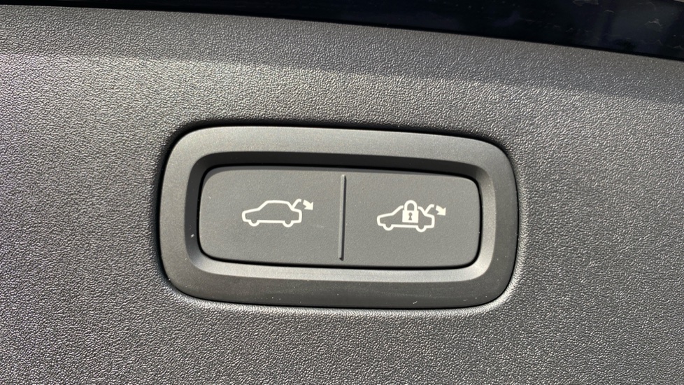 Volvo ES90 245kW SM Extended Range Plus 92kWh 5dr Auto Electric Hatchback - Image 43