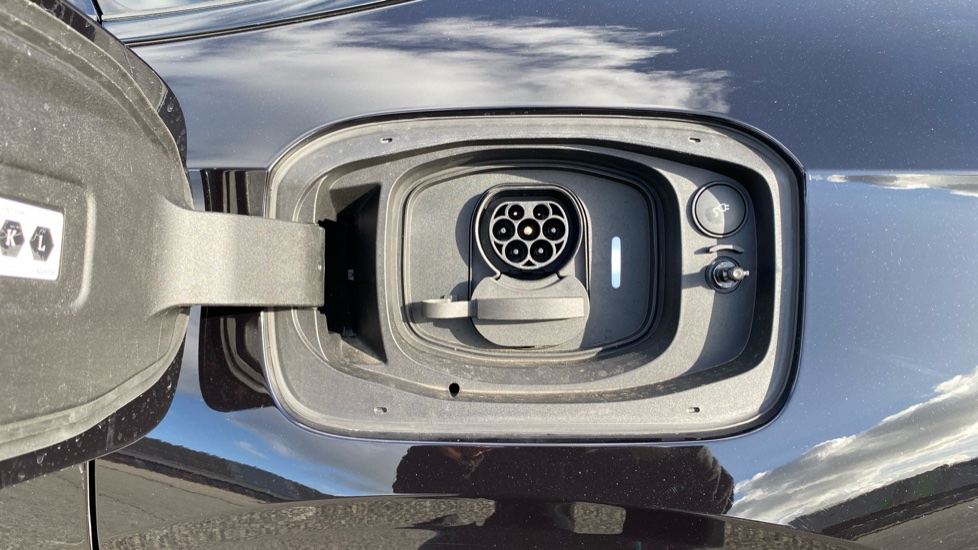 Volvo ES90 245kW SM Extended Range Plus 92kWh 5dr Auto Electric Hatchback - Image 48