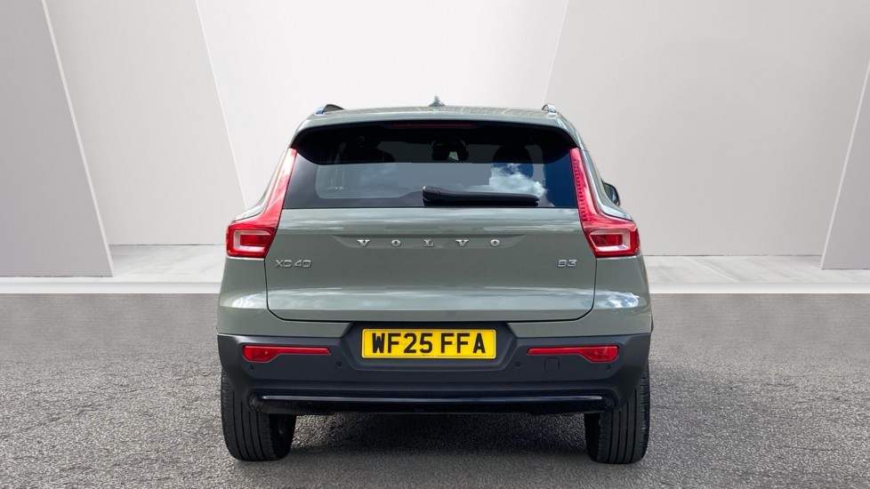 Volvo XC40 2.0 B3P Plus Dark 5dr Auto Petrol Estate - Image 7