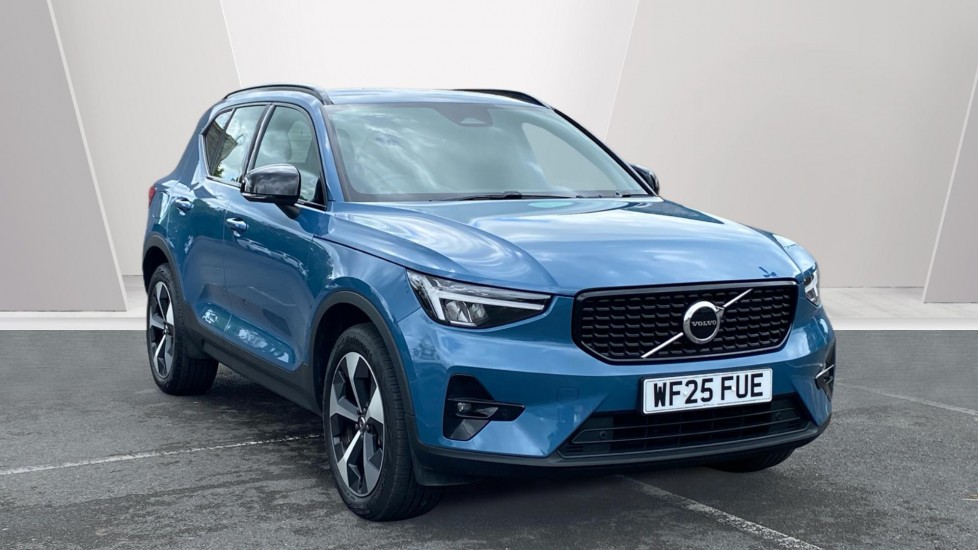 Volvo XC40 2.0 B3P Plus Dark 5dr Auto Petrol Estate - Image 1