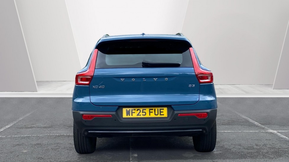 Volvo XC40 2.0 B3P Plus Dark 5dr Auto Petrol Estate - Image 7