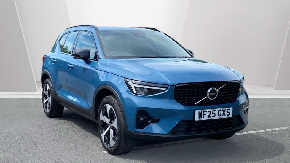 Volvo XC40 2.0 B3P Plus Dark 5dr Auto Petrol Estate - Image 1