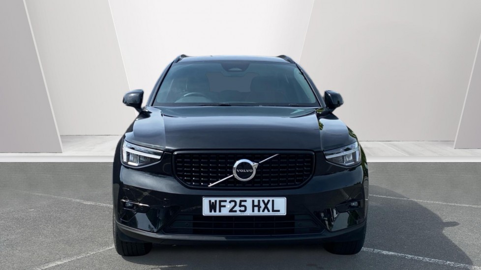 Volvo XC40 2.0 B3P Plus Dark 5dr Auto Petrol Estate - Image 8